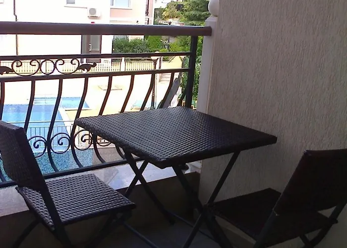 родина- Rey&mar Apartman *